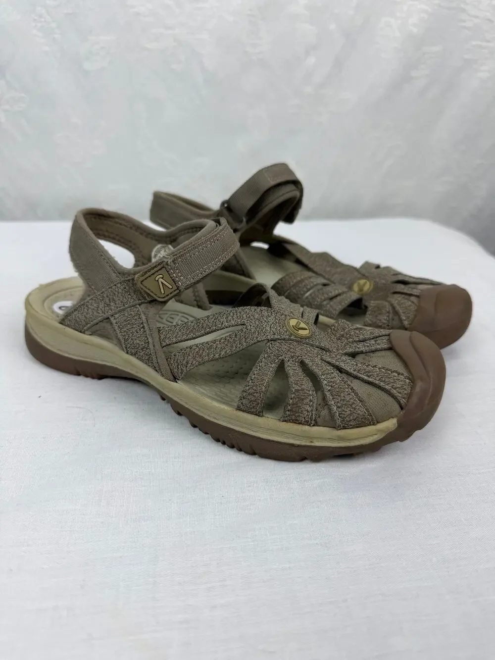 KEEN Whisper Women's Closed Toe Sport Sandals Taupe Brown Size 6